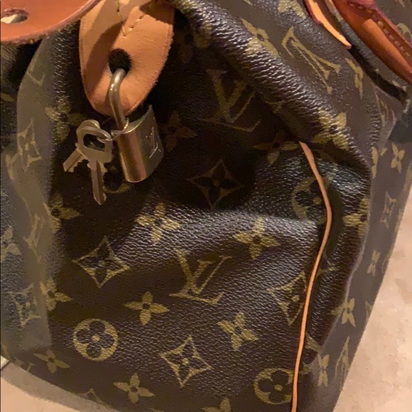 Authentic louis vuitton speedy 30 monogram - Picture 3 of 8
